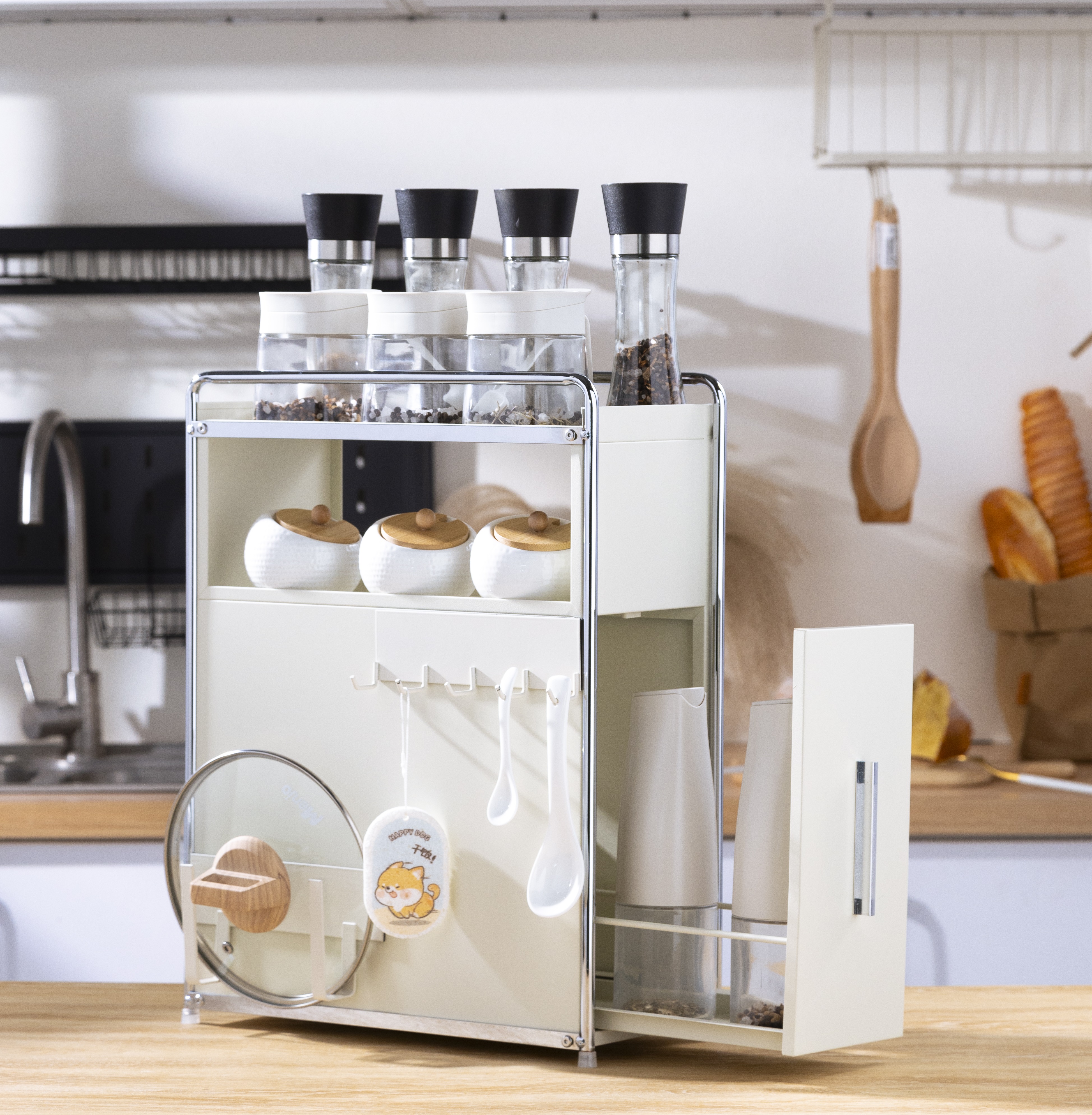 Шкаф для хранения специй